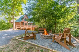 Image of Oak Hill | 4BR 3.5BA | Luxury Secluded Log Cabin | Pool Table | Hot Tub
