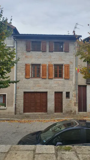 Image of 4 pers Apartment - In the heart of the historic medieval center of Le Malzieu-Ville