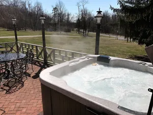 Image of Private Romantic Country Setting, Hot Tub, Patio's, Gazebo, Games