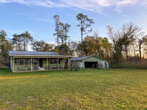 Image of Rustic Retreat on Paradise