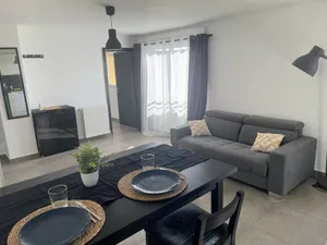 Image of Appartement Cosy Avec Chambre-salon-cuisine Tout Équipée