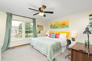 Image of ⭐️  Serene Oasis  ✅  3 King Beds ✅  Fast Wifi ✅  Free Parking