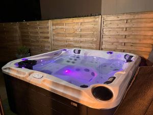 Image of Quiet vacations for 6pers with jacuzzi close to the sea