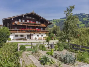 Image of Rustic farm appartement near ski bus