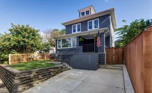Image of Recently Renovated Annapolis Home - Conveniently Located