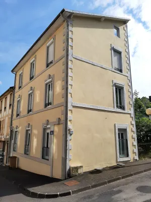 Image of Appartement F1 Tout Confort , en Centre Ville, Proche des Thermes