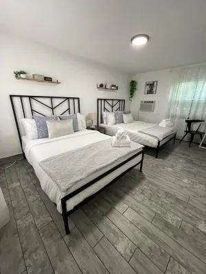 Image of Cozy Studio Apartment with 2 Queen Beds & Shared Pool Access in Clearwater