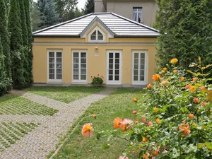 Image of Idyllic holiday home with romantic garden and wifi centrally located in Quedlinburg