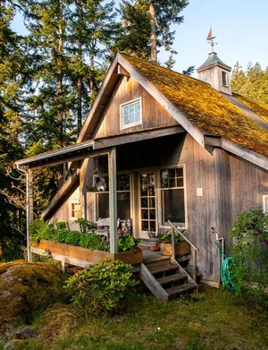 Image of Cottage-in-the-Barn on Dragonfly Farm
