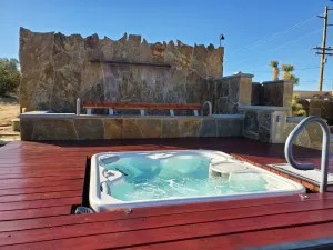 Image of Joshua Tree Home w\/ 360 Views