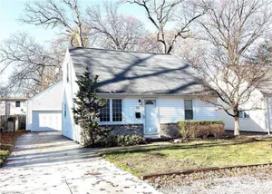 Image of Relax close to the lakefront! Three bedroom Avon Lake retreat just steps away.
