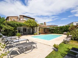 Image of Beautiful private villa for 6 guests with WIFI, private pool, A\/C, TV, terrace and parking