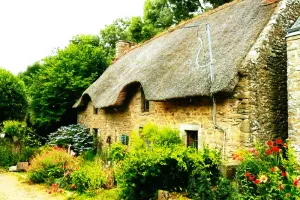 Image of Character house in the Gulf of Morbihan \/ Baden
