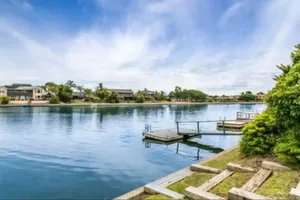 Image of Lake access, Golf Course, Kayak, Paddle Board & FUN sleeps 8