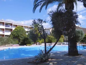 Image of Studio 2 + 2 in residence with swimming pool