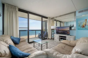 Image of Golden Sands 714