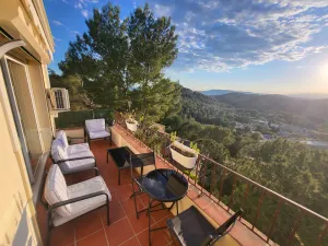 Image of T3 with magnificent mountain view, swimming pool and parking