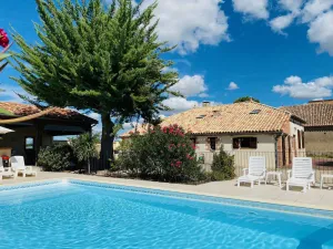 Image of South West France Farmhouse, Heated Pool, Air Conditionned bedrooms