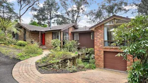 Image of Alencon | Charming home with 2 Fireplaces in a bush setting