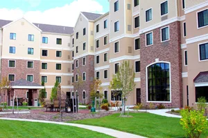 Image of Great for Business Travellers! Studio Suite Near Syracuse University | Free Breakfast + Business Center