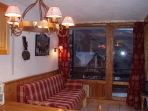 Image of Apartment on the slopes in Les Menuires building Le Villaret