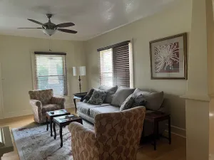 Image of 3 bedroom Craftsman bungalow in the heart of Lakeland