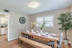 Image of Bel-Air Bungalow- close to Midtown Highways and Downtown Mobile