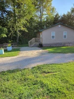 Image of Studio Cabin #6 near beautiful Cedar River.