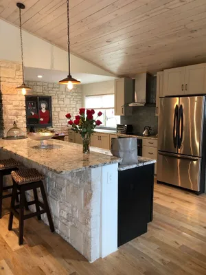 Image of A Tx Hill Country haven,  pool, yard in the midst of Boerne & Comfort town.