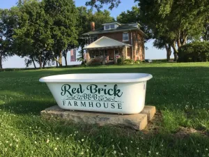 Image of Red Brick Farmhouse B&B - Emma's Room