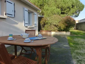 Image of Peaceful House Near Beach with Terrace and BBQ