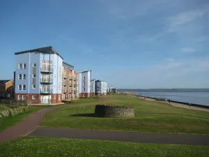 Image of 5* Self Catering Penthouse, Llanelli, Beach, Sea Views, Walks, Golf, Cycle.