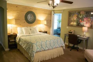 Image of Winter Park charm. Close to Park Ave