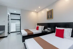 Image of Check Inn Hotel Dumaguete City by RedDoorz