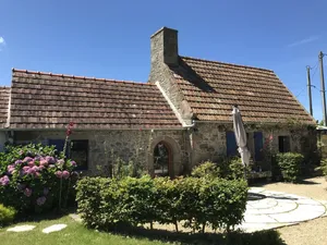 Image of Gîte Feunteuniou, typical Breton house