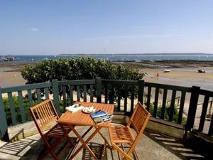 Image of Nice apartment for 4 people with TV, terrace, pets allowed and parking