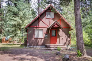 Image of Dog-friendly riverfront cabin with wood stove and large deck near Payette Lake