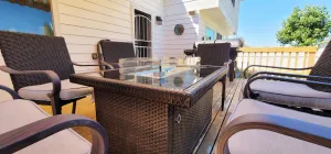 Image of Chef's kitchen w\/Breville appliances, 3 mins from lake & Hot tub. Relax and eat.