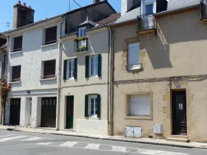 Image of Cozy 2-Person City House with Courtyard, Near Downtown, WiFi, Free Bikes and Parking