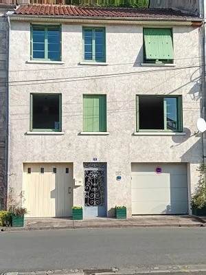 Image of House in the heart of Brantôme, river view with garage