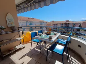 Image of Port-Fréjus, LE PALADIEN, appartement 2 pièces climatisé, terrasse & parking