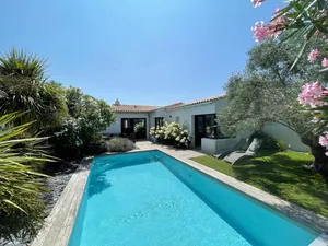 Image of Villa Hollyhocks