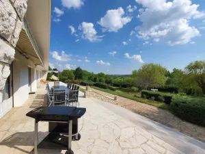 Image of Large quiet property with Castle View