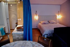 Image of Large modern open plan studio quiet, swimming pool, trampoline, terrace, greenery