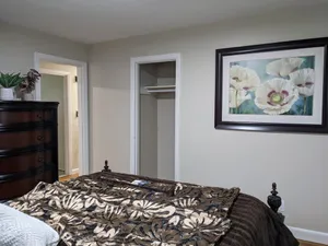 Image of Single Family Suburban Home just minutes to Providence