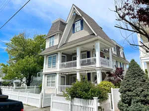 Image of Victorian Seashore Cottage- Second Floor Serenity-Ocean City, NJ