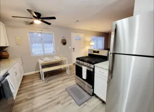 Image of Pleasant 3 BR Home Near ✈︎DTW airport ✈︎*Sleeps 6*
