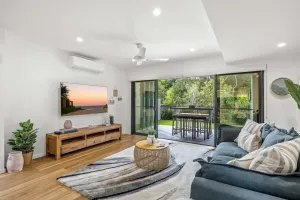 Image of 'Bonnyview' Elegant 4-Bed Home By the Beach
