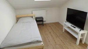 Image of Bright rooms good price