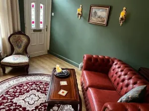 Image of Robin’s Hollow: 2BD Home Near Wrexham AFC
